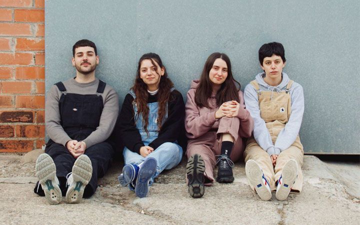 mourn the avoider entrevista