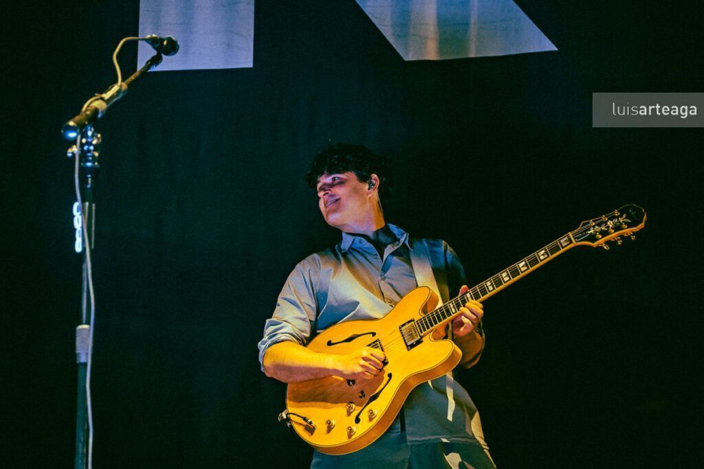 vampire-weekend-conciertos-paredes-coura